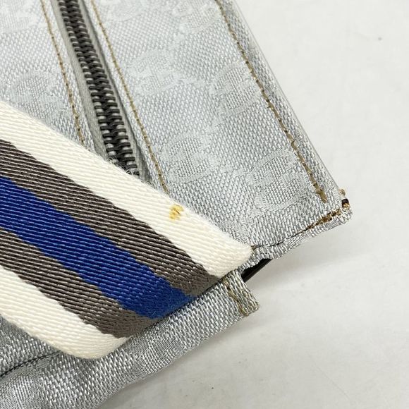 Gucci Waist Bag GG Canvas 28566 Canvas Silver Hardware Women - Picture 9 of 10